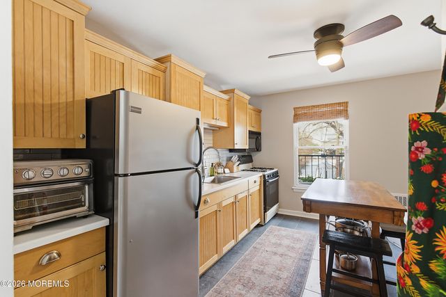 132 South Street 4B, Red Bank, NJ 07701