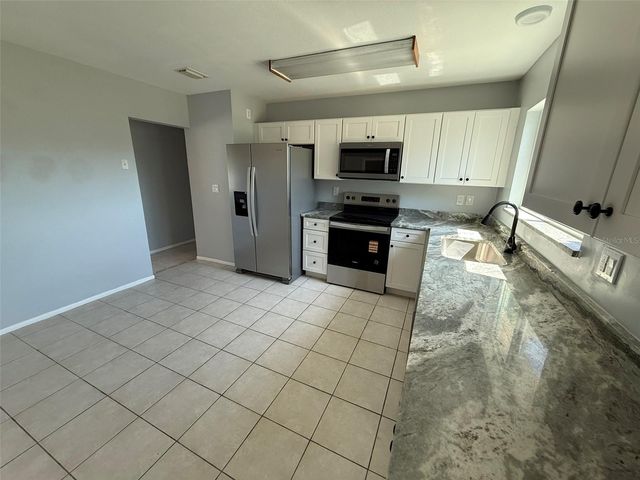 3236 MONTCLAIR CIRCLE, North Port, FL 34287