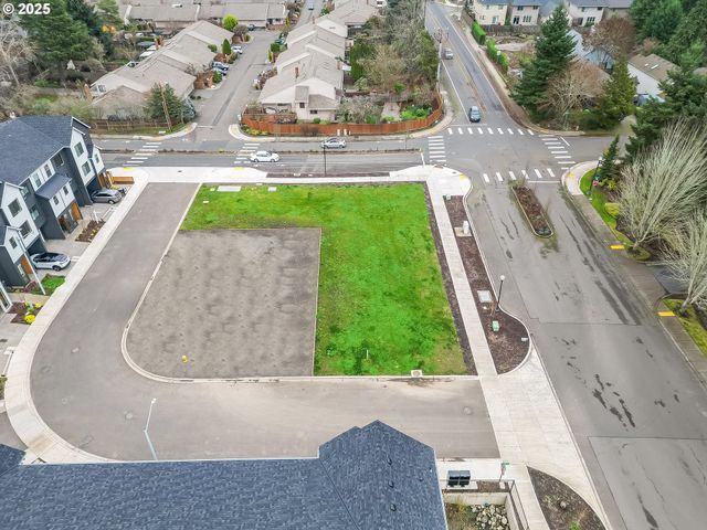 16948 Sw 132ND Ter, King City, OR 97224