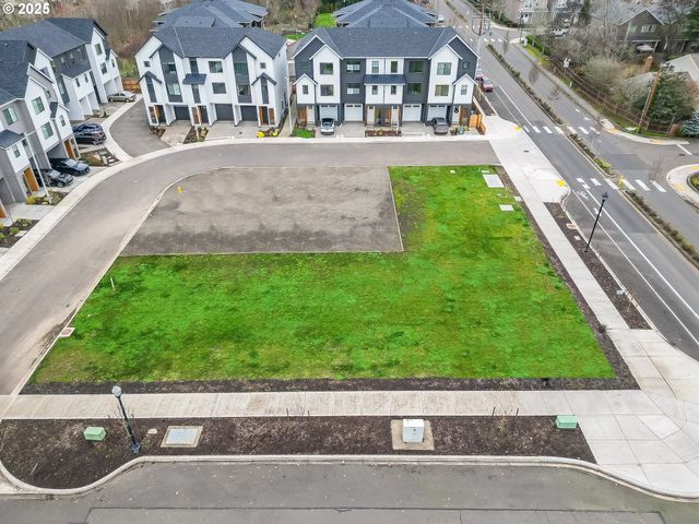 16948 Sw 132ND Ter, King City, OR 97224