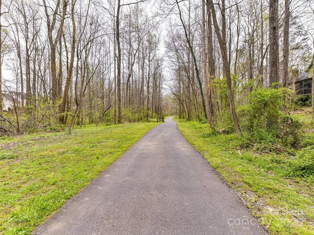 3401 Cresta Court, Charlotte, NC 28269