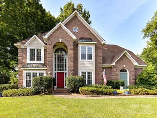 3401 Cresta Court, Charlotte, NC 28269