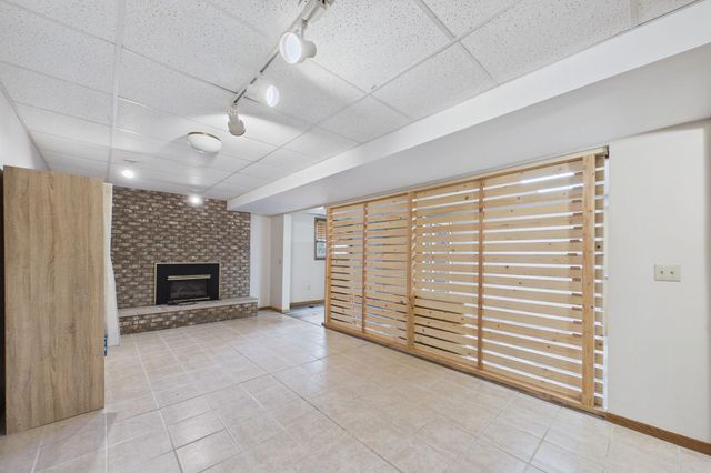 3024 Crescent Lane NW, Rochester, MN 55901