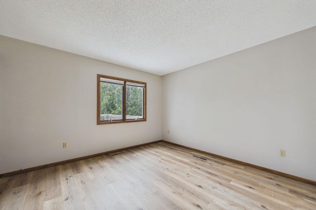 3024 Crescent Lane NW, Rochester, MN 55901