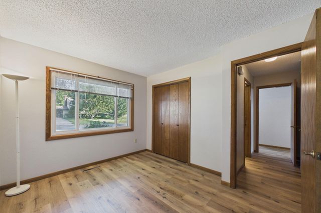 3024 Crescent Lane NW, Rochester, MN 55901