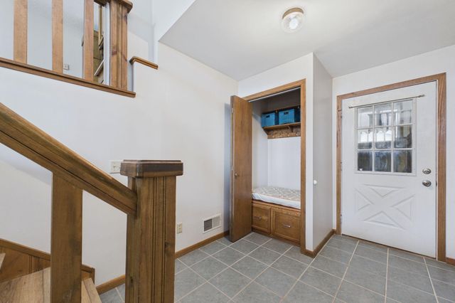 3024 Crescent Lane NW, Rochester, MN 55901