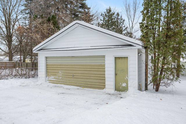 1644 Matilda Street NE, Grand Rapids, MI 49503