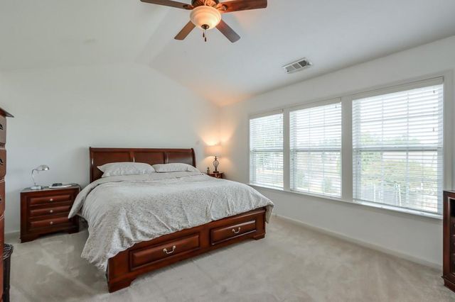 525 Papillion Trace, Woodstock, GA 30188