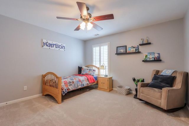 525 Papillion Trace, Woodstock, GA 30188