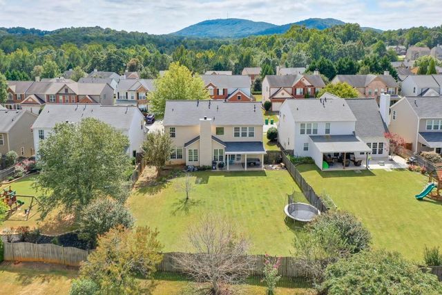 525 Papillion Trace, Woodstock, GA 30188