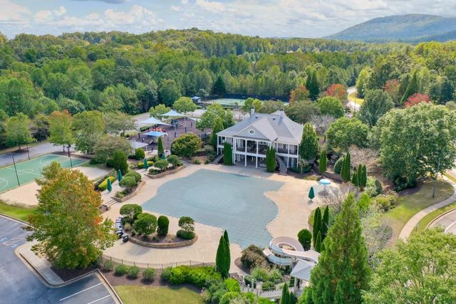 525 Papillion Trace, Woodstock, GA 30188