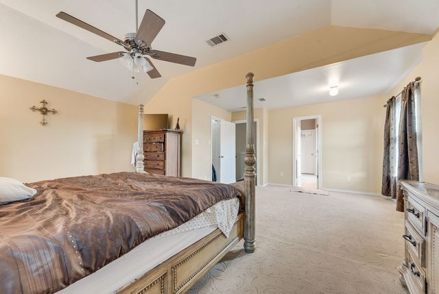 5715 Creekhollow Drive, Arlington, TX 76018