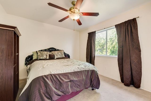 5715 Creekhollow Drive, Arlington, TX 76018