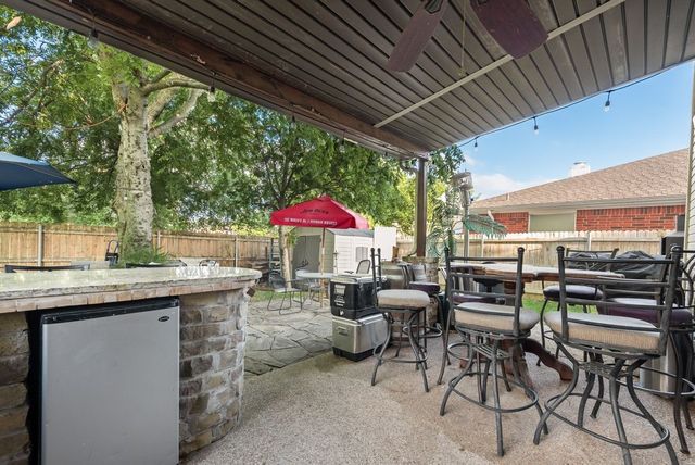 5715 Creekhollow Drive, Arlington, TX 76018