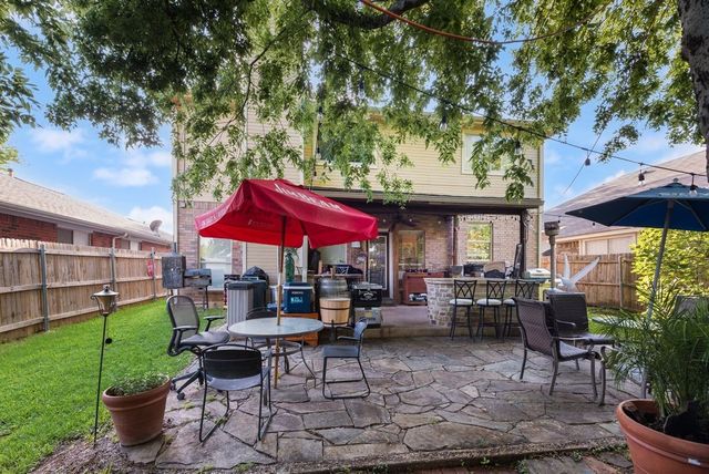 5715 Creekhollow Drive, Arlington, TX 76018