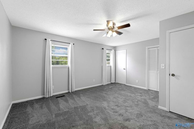 1201 Elm Circle, Albertville, AL 35016