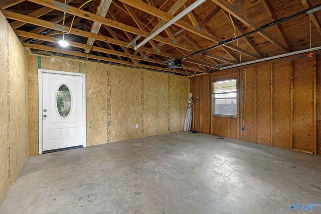 1201 Elm Circle, Albertville, AL 35016