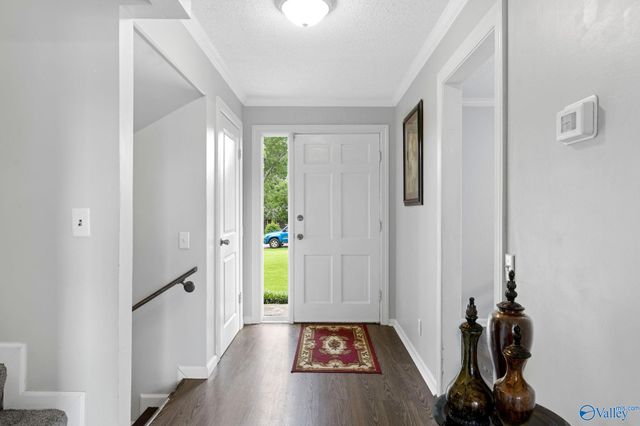 1201 Elm Circle, Albertville, AL 35016