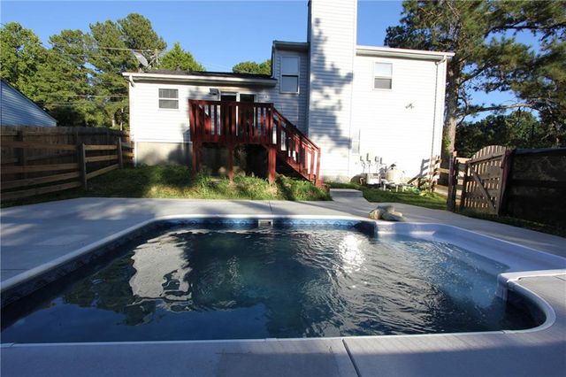 3085 Creel Road, College Park, GA 30349
