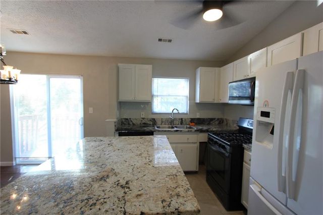3085 Creel Road, College Park, GA 30349