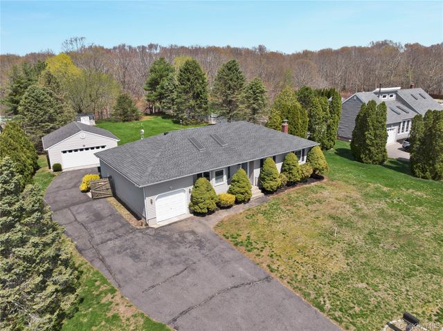 22 Donna Drive, Baiting Hollow, NY 11933