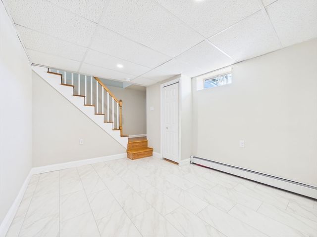 37 Maxine St, New Bedford, MA 02745