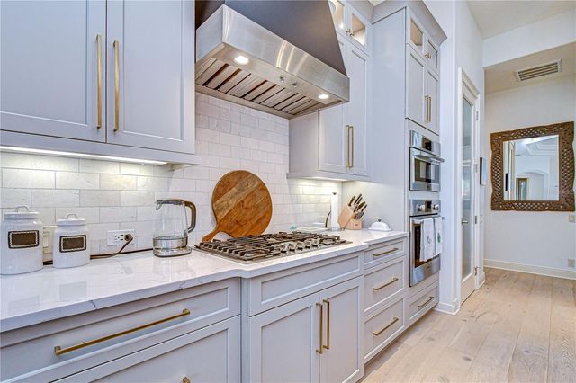 20627 BROADWATER DRIVE, Land O Lakes, FL 34638