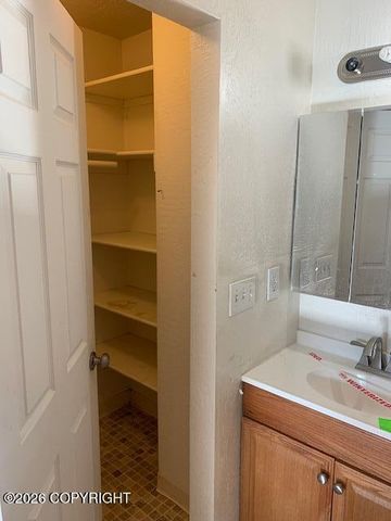 8971 Mast Circle, Anchorage, AK 99502