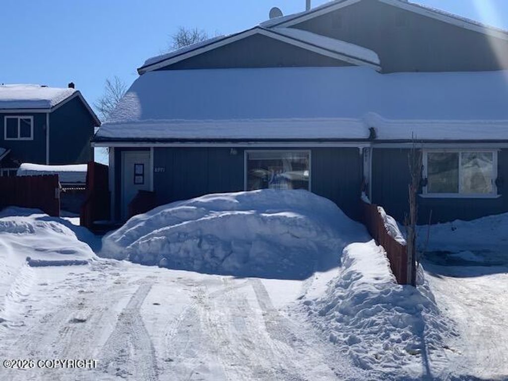 8971 Mast Circle, Anchorage, AK 99502