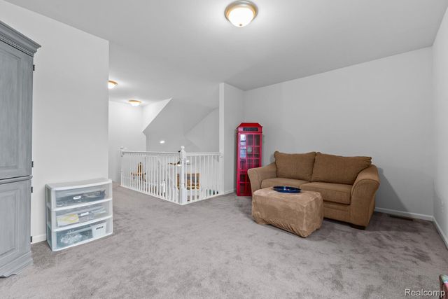 3333 Grove Lane, Auburn Hills, MI 48326