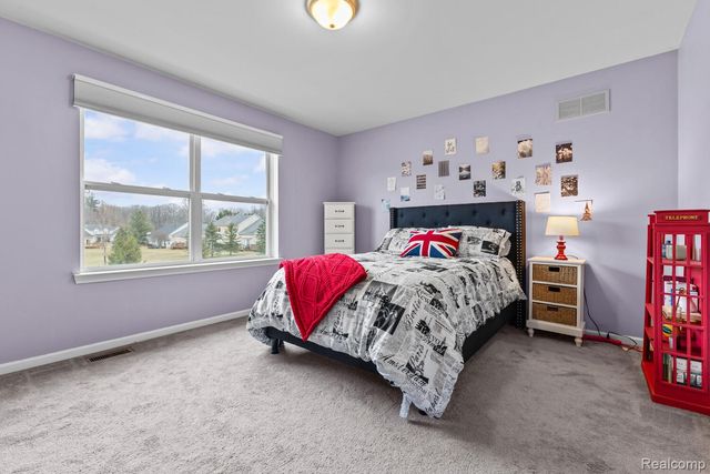 3333 Grove Lane, Auburn Hills, MI 48326