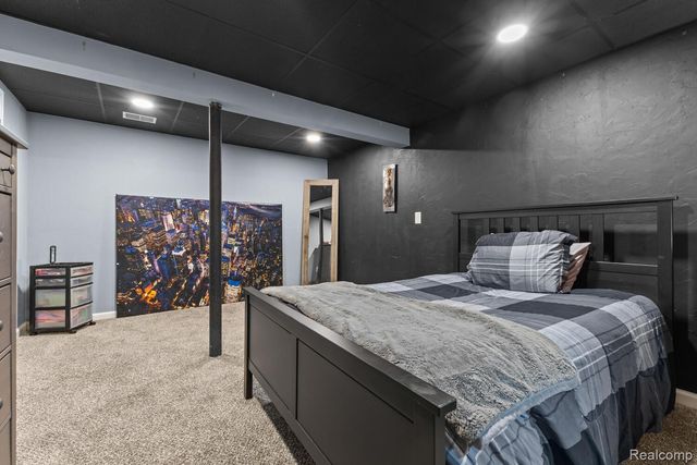 3333 Grove Lane, Auburn Hills, MI 48326