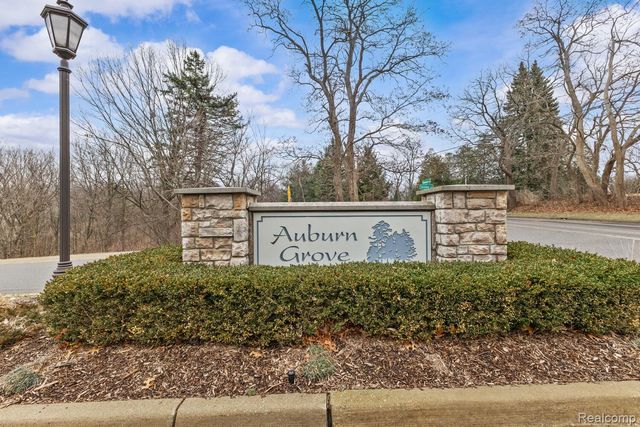 3333 Grove Lane, Auburn Hills, MI 48326