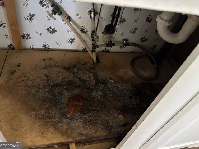 120 Hunters Ridge Drive, Monticello, GA 31064