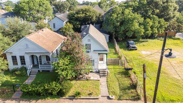 1806 State Street, Houston, TX 77007