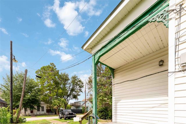 1806 State Street, Houston, TX 77007