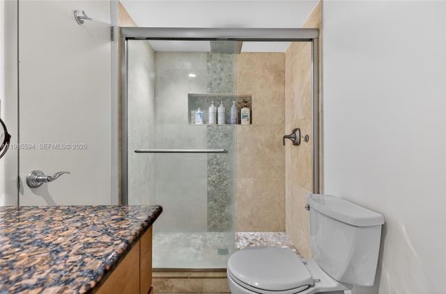 3777 NW 78th Avenue 8F, Davie, FL 33024