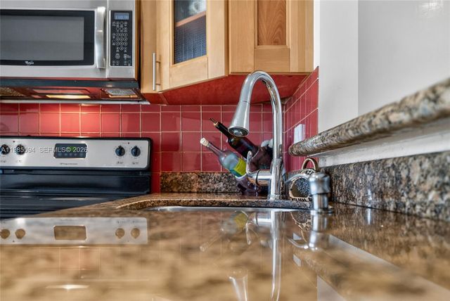 3777 NW 78th Avenue 8F, Davie, FL 33024