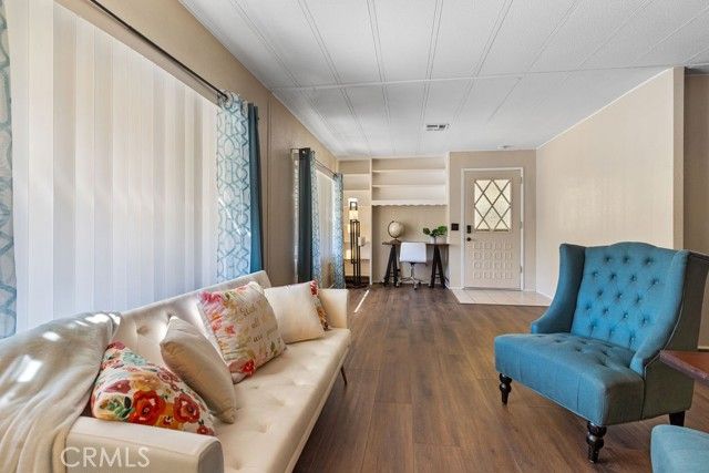 13393 Mariposa #99 Road 99, Victorville, CA 92395