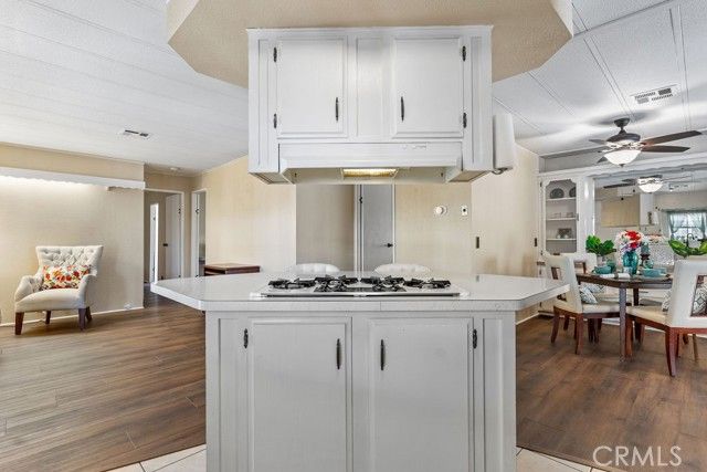 13393 Mariposa #99 Road 99, Victorville, CA 92395