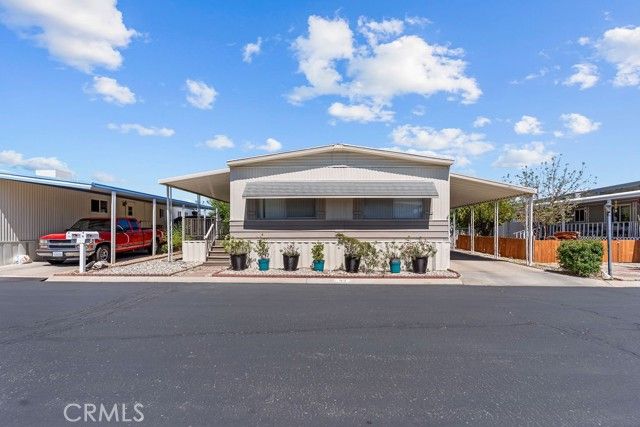 13393 Mariposa #99 Road 99, Victorville, CA 92395