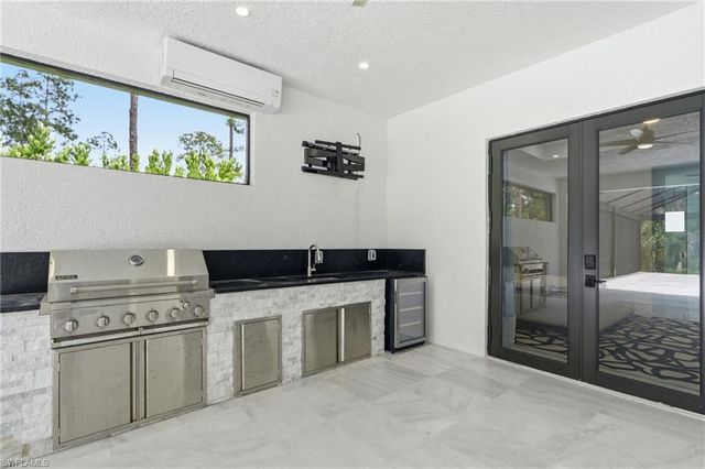 181 18th AVE NW, Naples, FL 34120