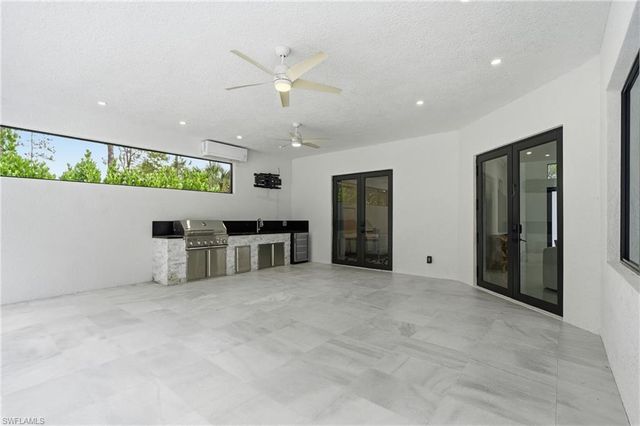 181 18th AVE NW, Naples, FL 34120