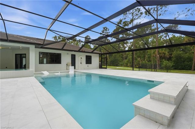 181 18th AVE NW, Naples, FL 34120