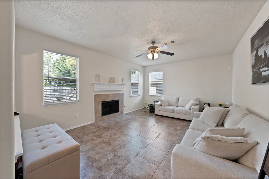 11005 Fawn Valley Drive, Fort Worth, TX 76140 — photo 4