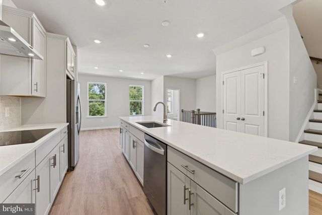 10184 KINGS GROVE WAY, Damascus, MD 20872