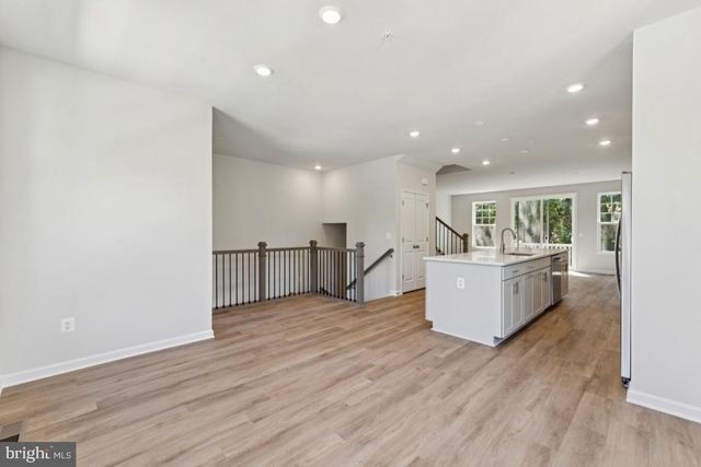 10184 KINGS GROVE WAY, Damascus, MD 20872