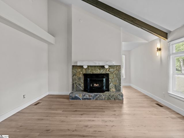 21298 E 76 Highway, Laurens, SC 29360