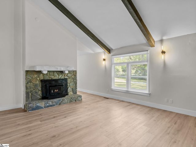21298 E 76 Highway, Laurens, SC 29360
