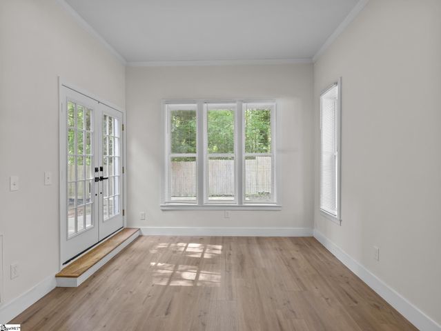 21298 E 76 Highway, Laurens, SC 29360